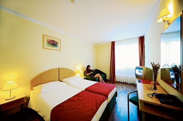 Solaris Hotel Jakov 3***